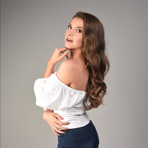 1. State Off the Shoulder Top - Picture 2 of 4